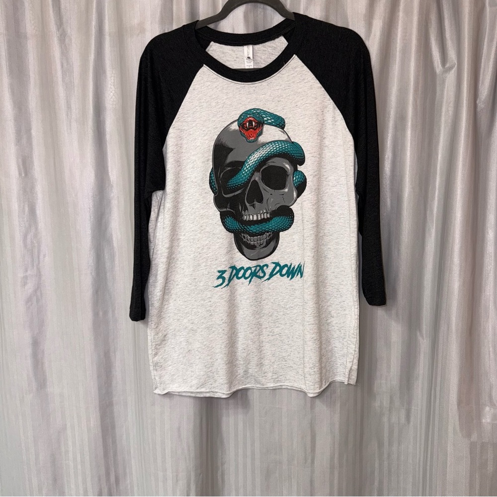 Next Level Apparel Black and Gray Raglan Tee size Large